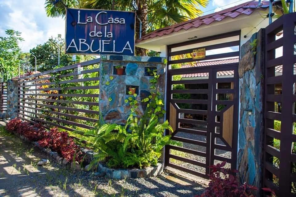 הוילה Sucua La Casa De La Abuela מראה חיצוני תמונה
